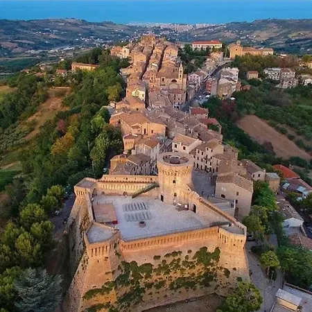 公寓 Casa Patrizia 阿夸维瓦皮切纳